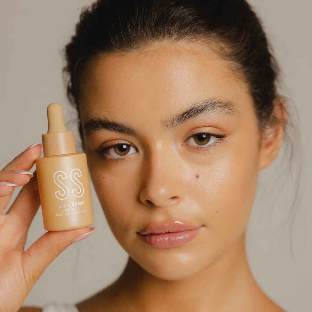 SELF TANNING GLOW DROPS